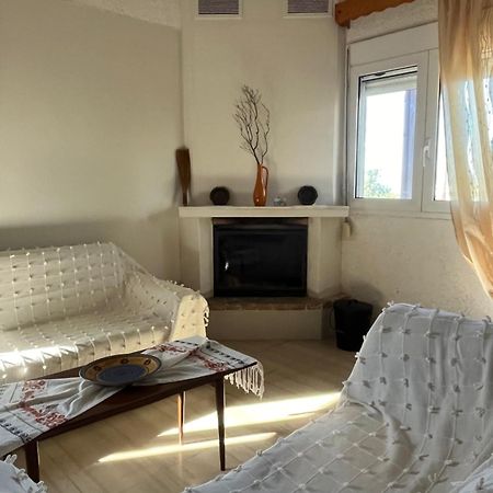 Kamera House Khordhakion Экстерьер фото