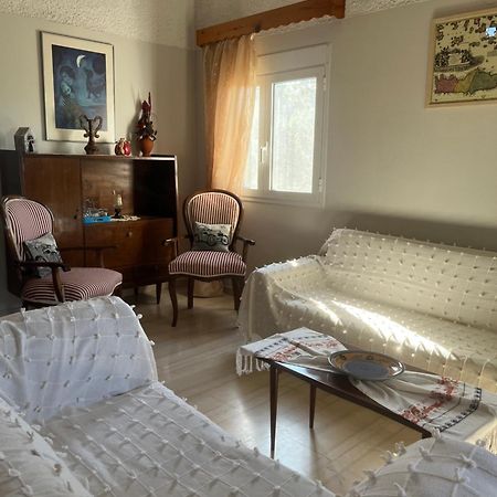 Kamera House Khordhakion Экстерьер фото