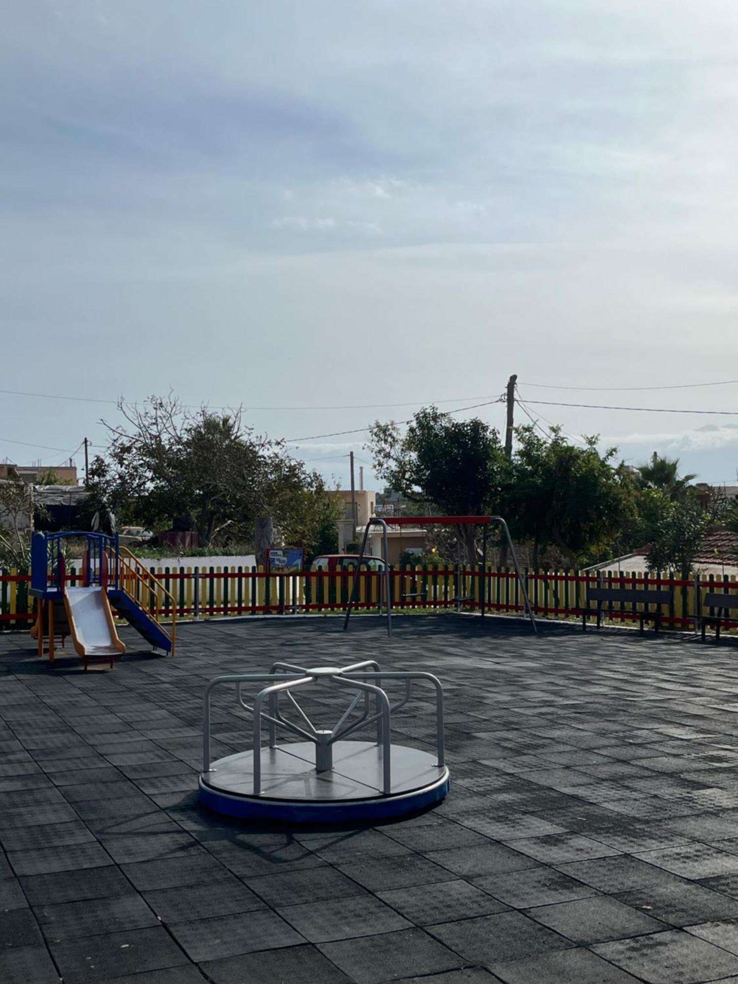 Kamera House Khordhakion Экстерьер фото