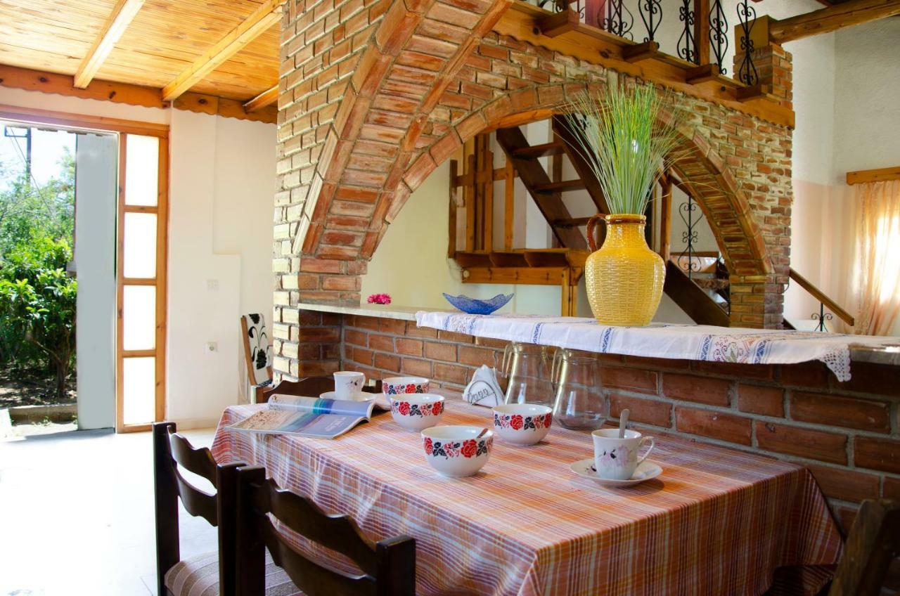 Kamera House Khordhakion Экстерьер фото