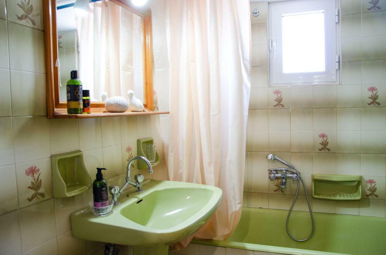 Kamera House Khordhakion Экстерьер фото