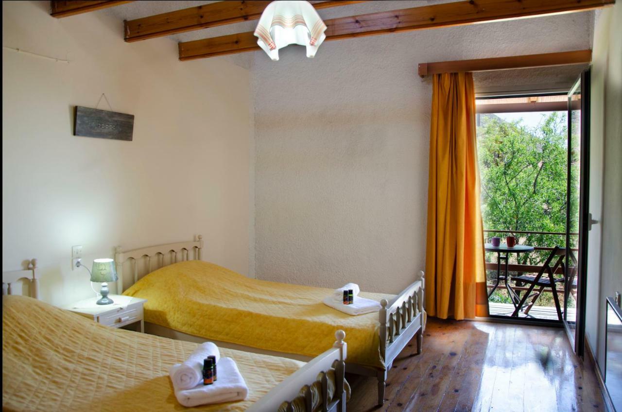 Kamera House Khordhakion Экстерьер фото